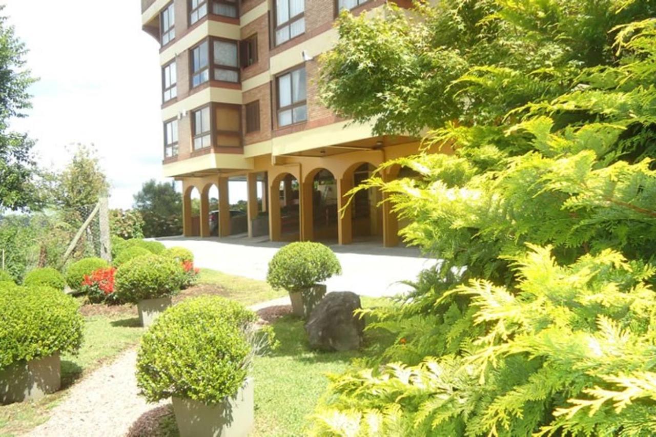 Belo Apartamento E Completo No Centro Com Vista Gramado Exterior photo